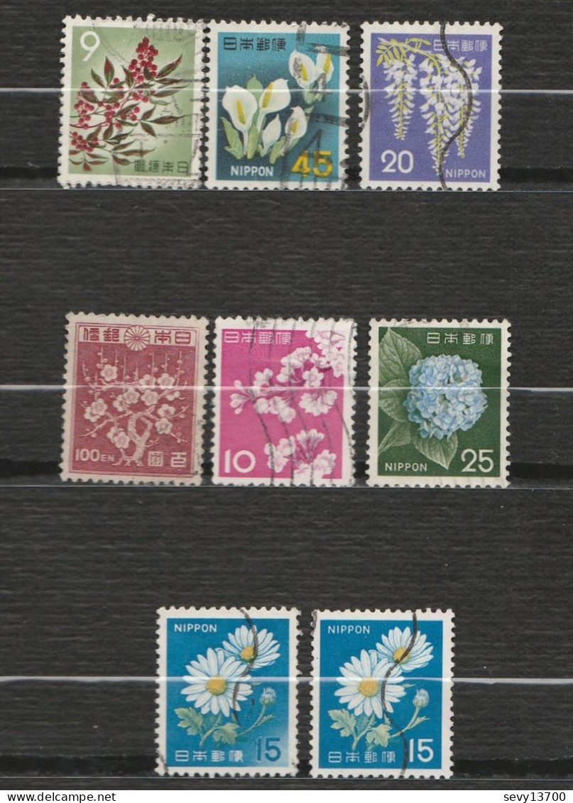Japon - 13 Timbres Fleurs YT JP 699, 840B, 838A, 361, 677, 839, 838. Oiseaux - YT JP: 702A, 566, 553, 701B, 1008 - Collections, Lots & Séries