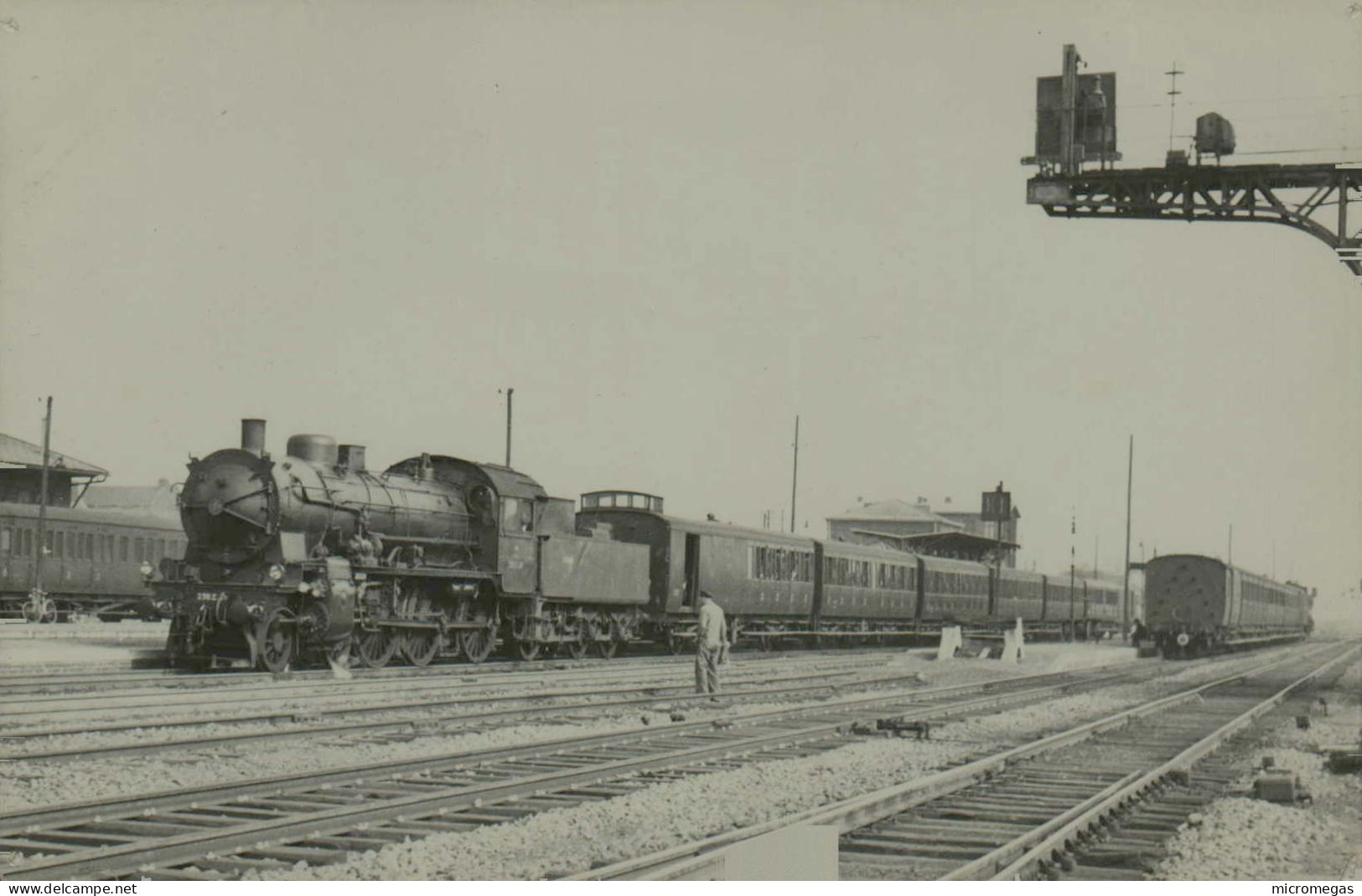 SOMAIN - Rame P.L.M. Douai-Valenciennes - Cliché J. Renaud Octobre 1953 - Treinen