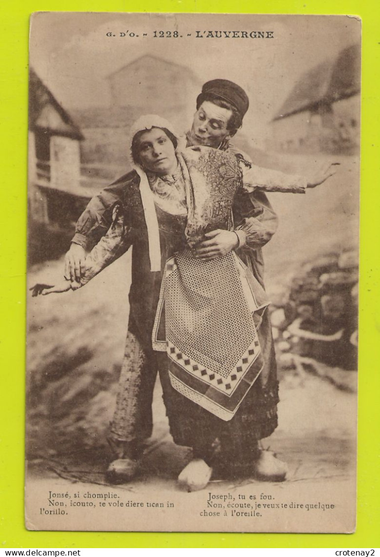 63 AUVERGNE N°1228 Folklore Danse Couple De Danseurs En Costume Et Sabots En 1922 - Auvergne
