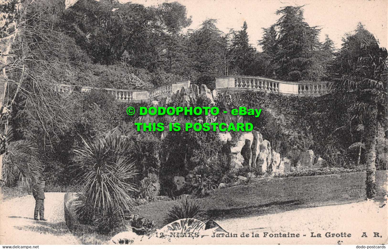 R492917 12. Nimes. Jardin De La Fontaine. La Grotte. A. R - Mondo