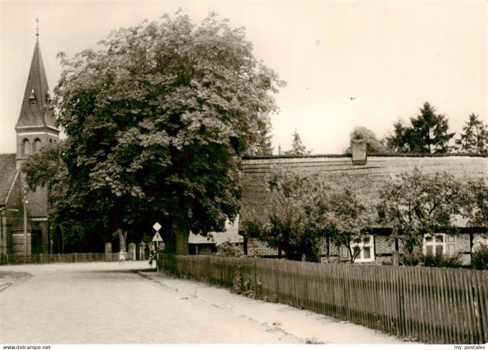 73895047 Hintersee Ueckermuende Ortsmotiv Mit Blick Zur Kirche Hintersee Ueckerm - Altri & Non Classificati