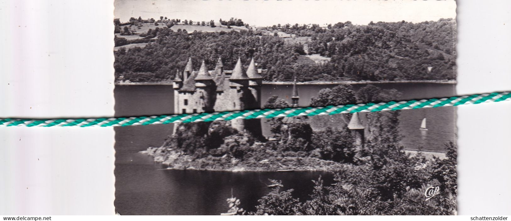 Environs De Bort-les-Orgues. Lanobre (Cantal), Le Château De Val - Andere & Zonder Classificatie