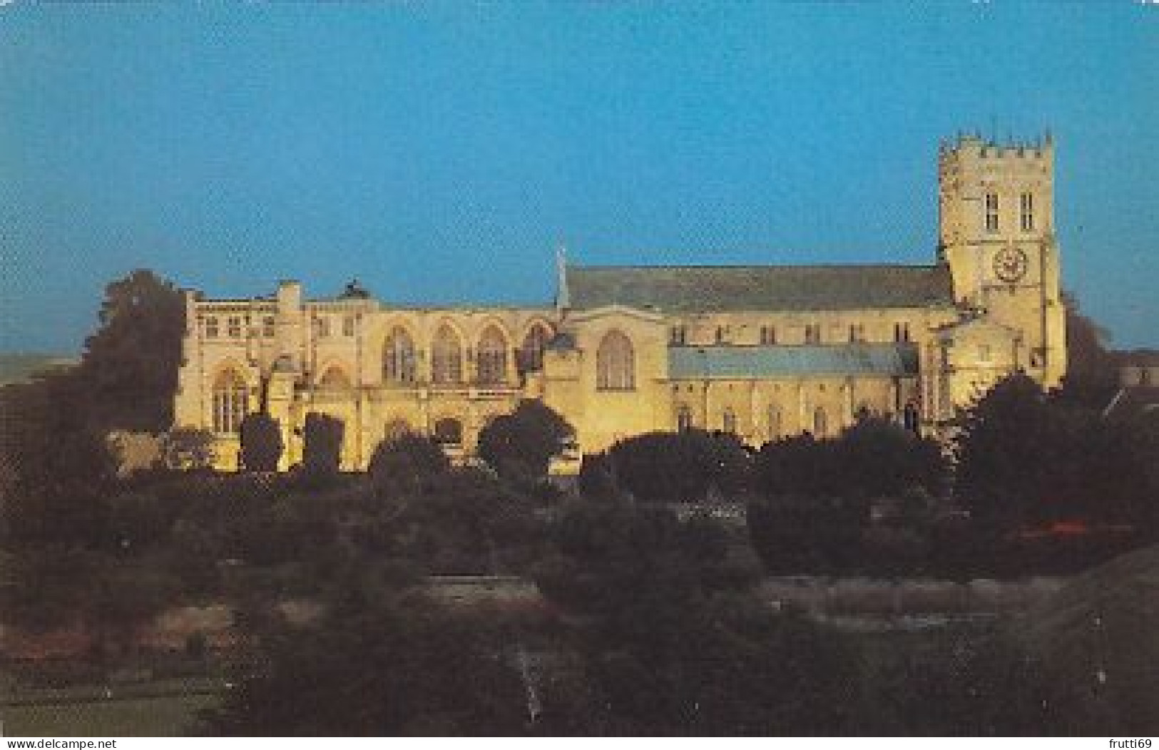 AK 214657 ENGLAND - Christchurch - Priory - Autres & Non Classés