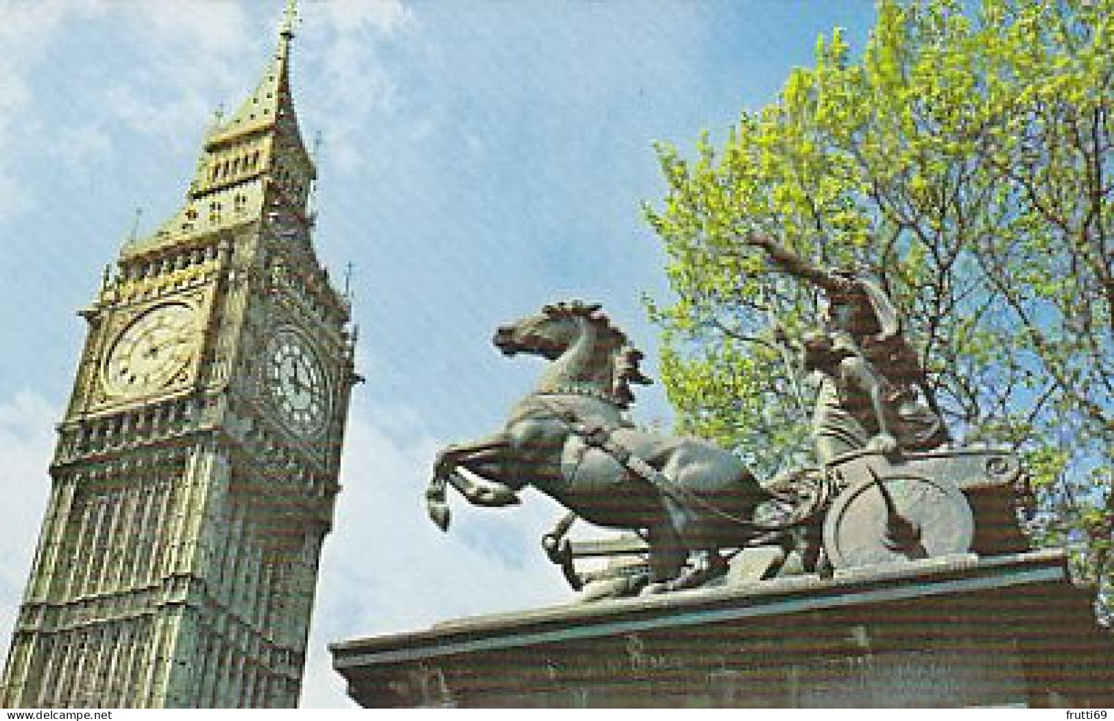 AK 214681 ENGLAND - London - Big Ben And Boadica Statue - Sonstige & Ohne Zuordnung