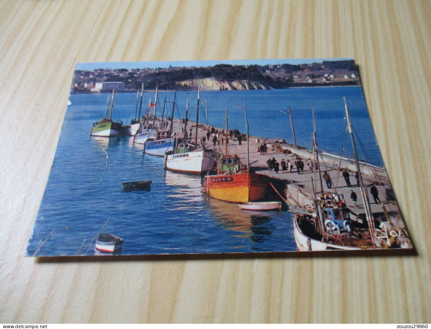 Crozon - Morgat (29).Bateaux De Pêche Dans Le Port - Carte Animée. - Crozon