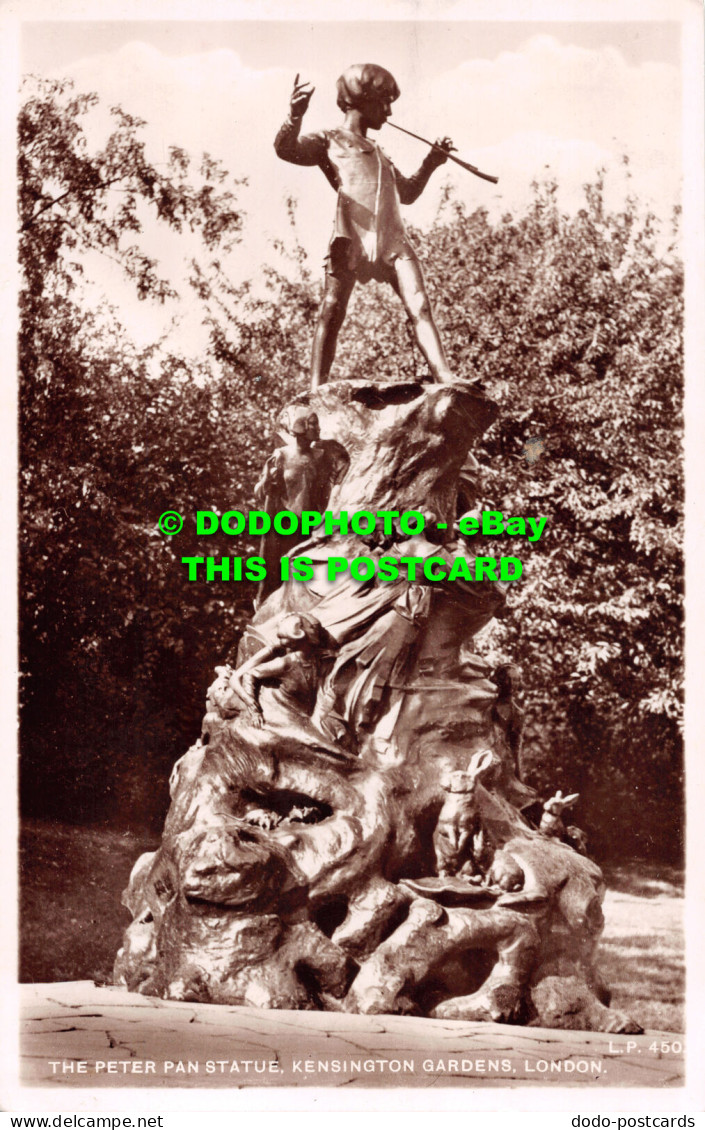 R494023 London. The Peter Pan Statue. Kensington Gardens. Lansdowne. RP. 1949 - Autres & Non Classés