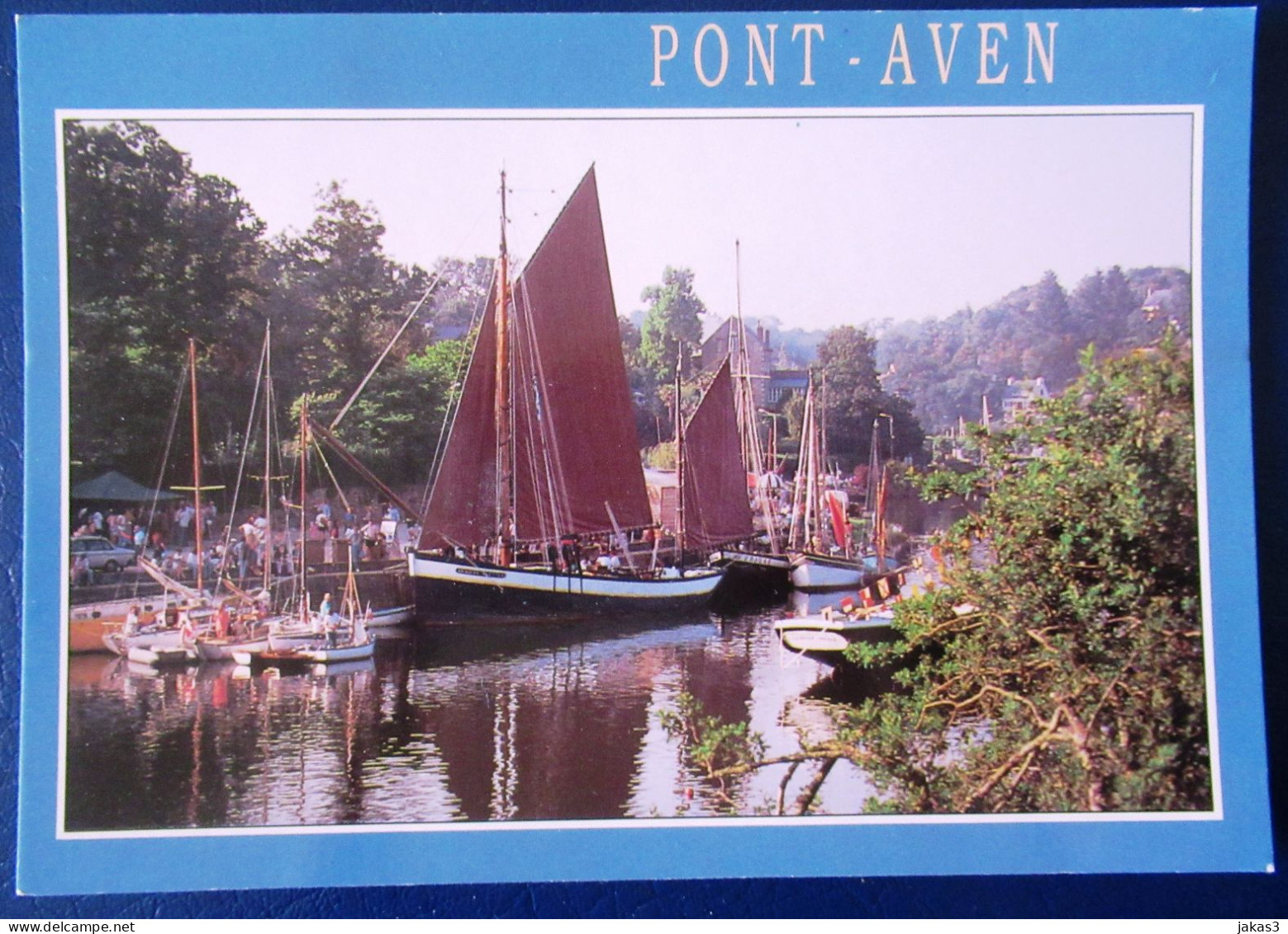 CPM CARTE POSTALE  CHALUTIER DE PONT AVEN - Pesca