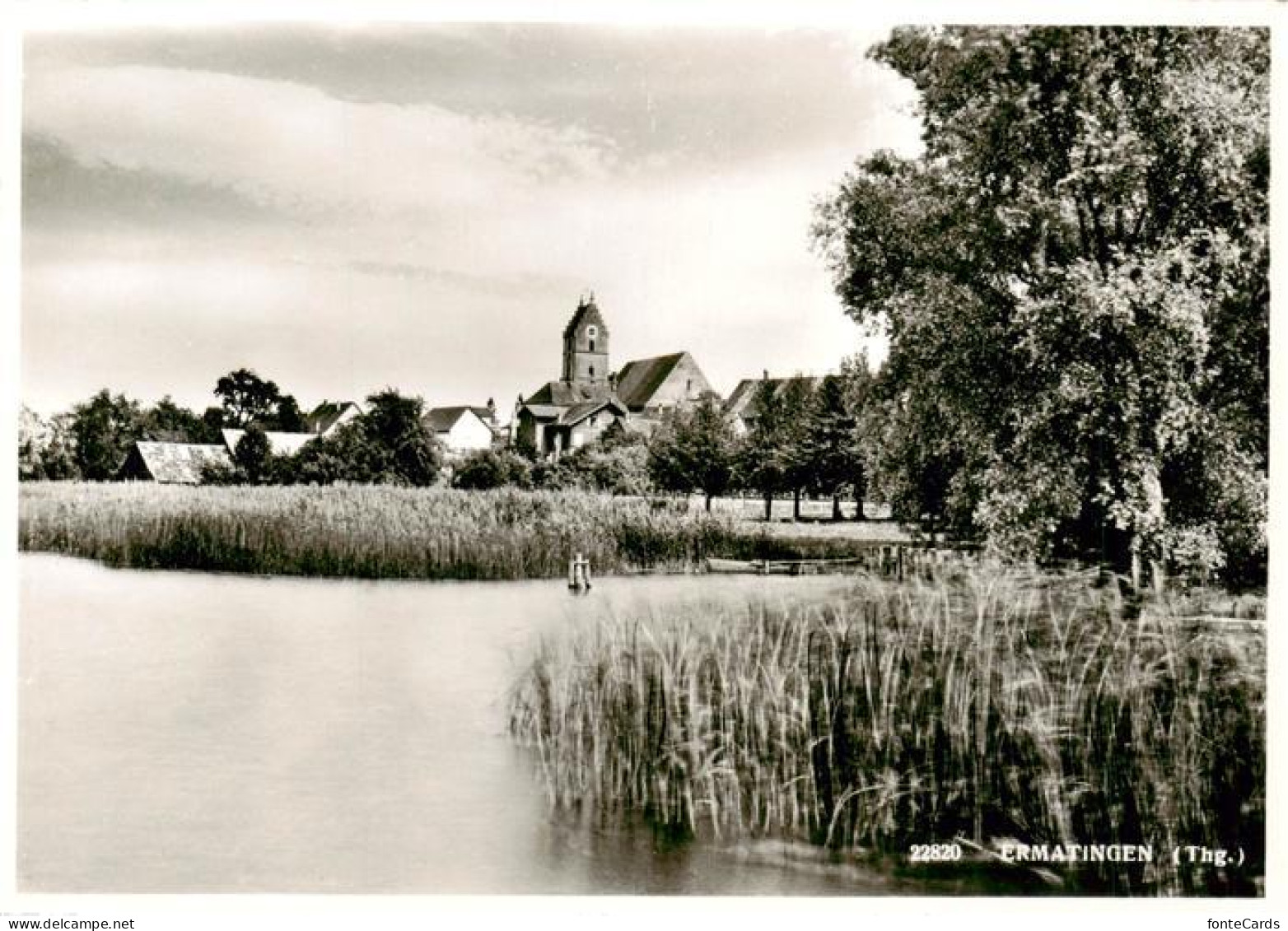 13900394 Ermatingen Untersee Uferpartie Am See Blick Zur Kirche Ermatingen Unter - Autres & Non Classés