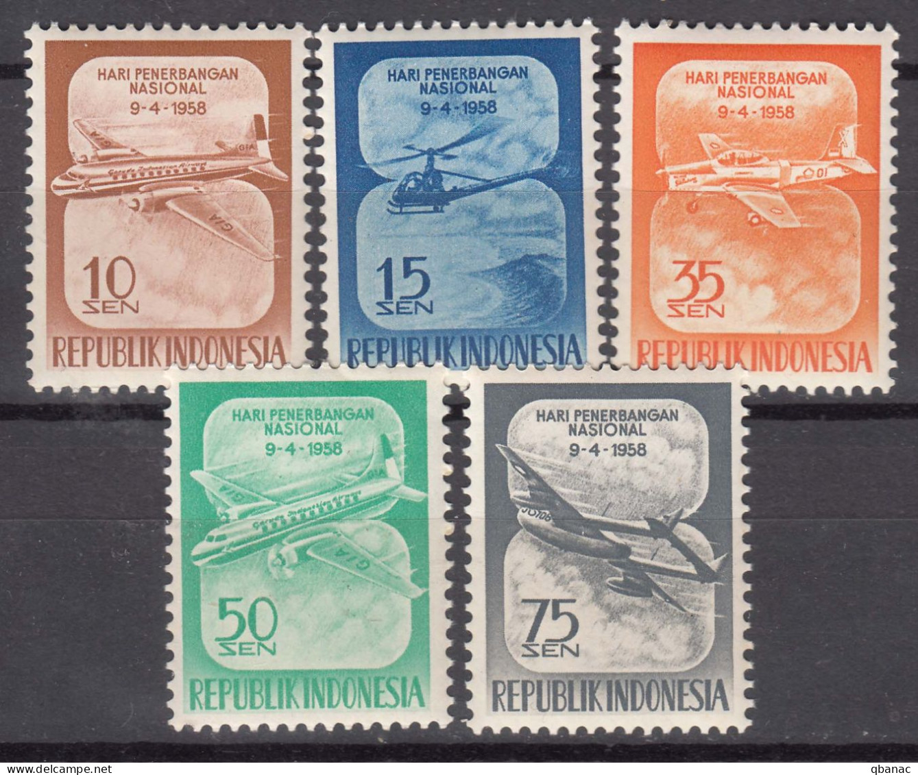 Indonesia 1958 Airplanes Mi#210-214 Mint Never Hinged - Indonésie