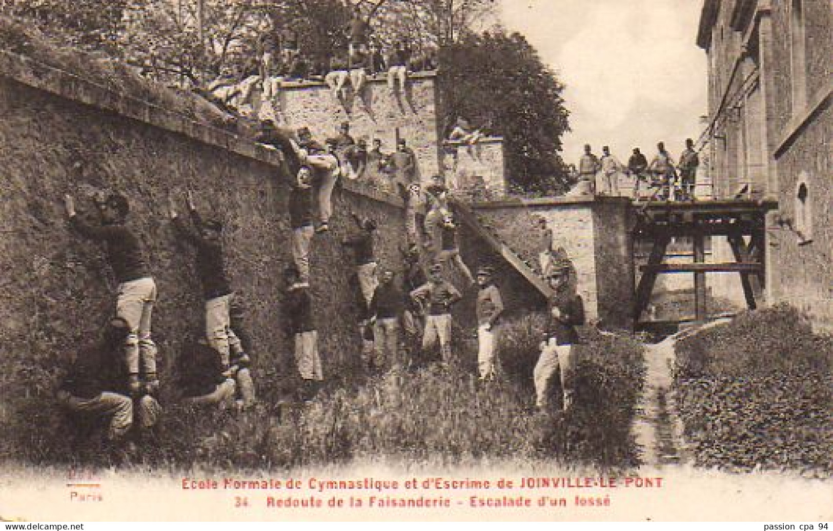 S17-030 Ecole Normale De Gymnastique Et D'escrime De Joinville Le Pont - Escalade D'un Fossé - Joinville Le Pont