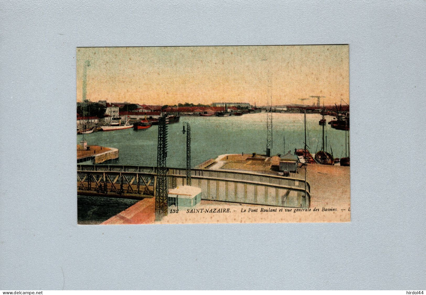 Saint Nazaire (44) : Le Pont Roulant Et Vue Generale Des Bassins - Saint Nazaire