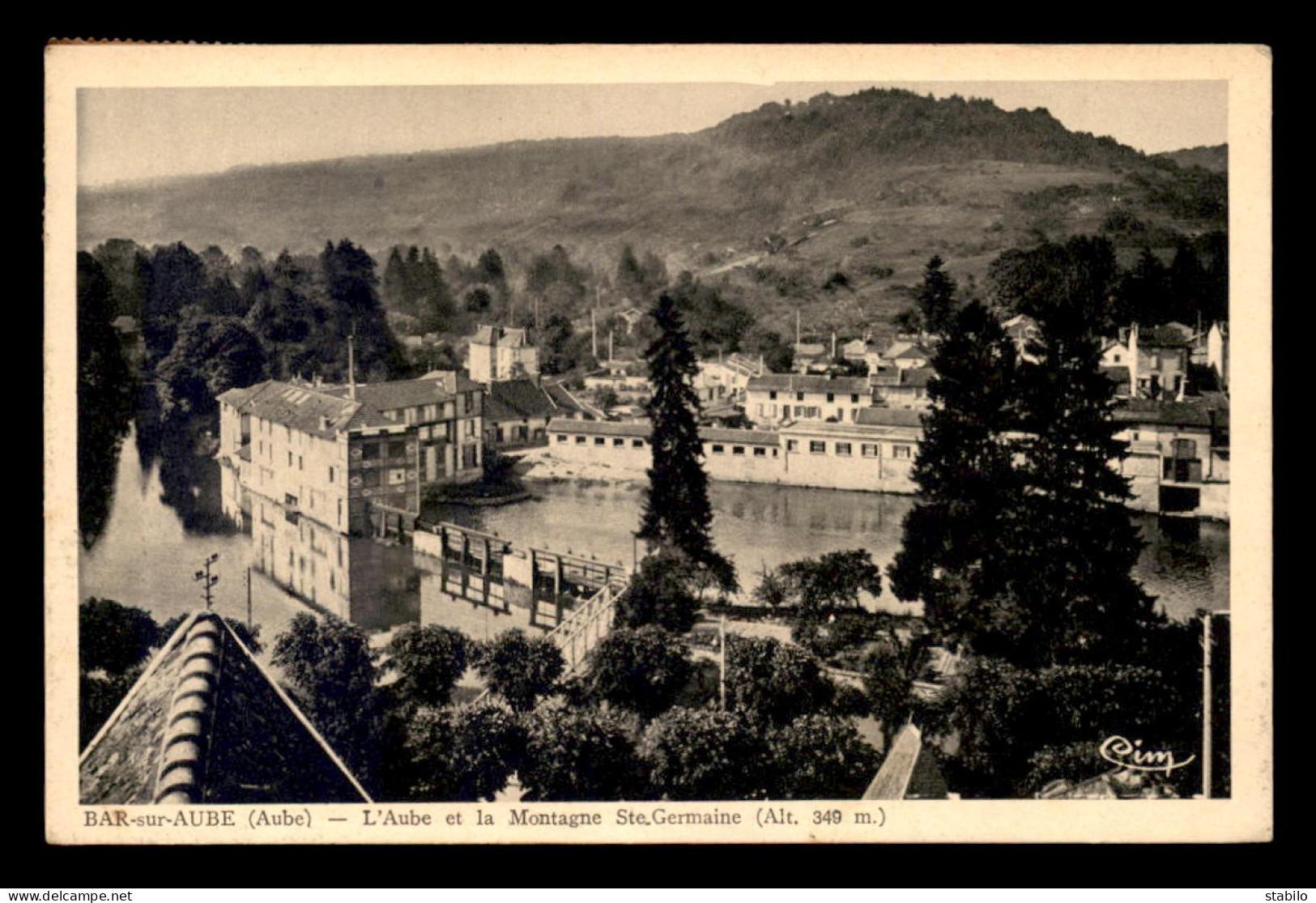 10 - BAR-SUR-AUBE - L'AUBE ET LA MONTAGNE STE-GERMAINE - Bar-sur-Aube