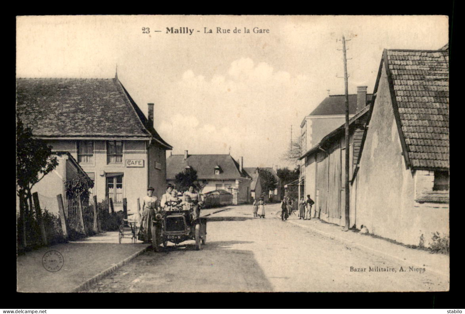 10 - MAILLY - RUE DE LA GARE - AUTOMOBILE ANCIENNE IMMATRICULEE 610 - N - VOIR ETAT - Mailly-le-Camp