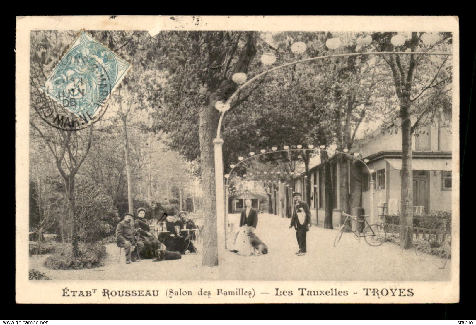 10 - TROYES - ETABLISSEMENT ROUSSEAU, SALON DES FAMILLES - LES TAUXELLES - CARTE TAXEE - VOIR ETAT - Troyes