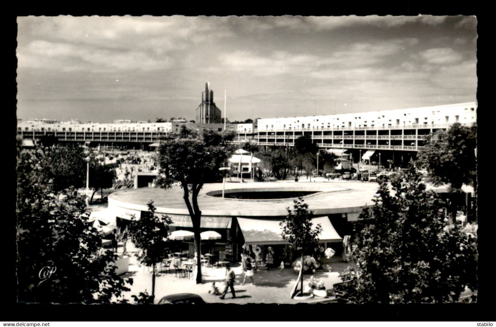 17 - ROYAN - LES GALERIES BOTTON - Royan