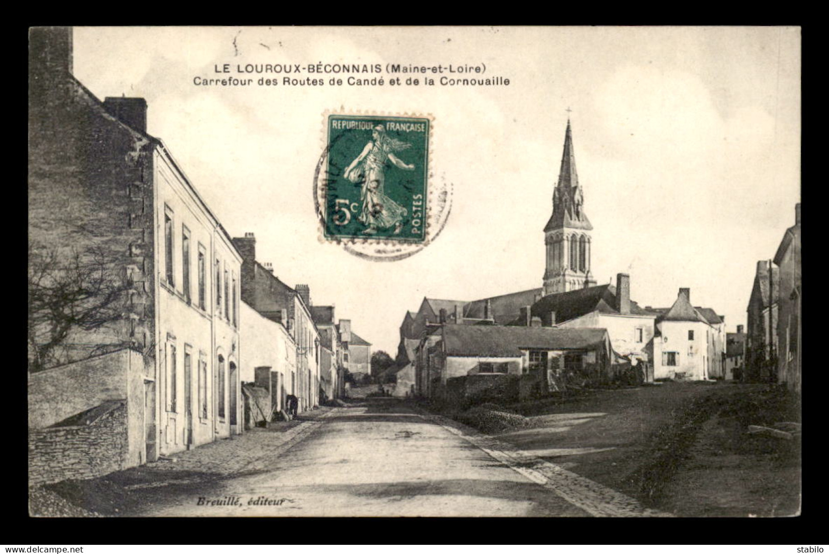 49 - LE LOUROUX-BECONNAIS - CARREFOUR DES ROUTES DE CANDE ET DE LA CORNOUAILLE - Le Louroux Beconnais