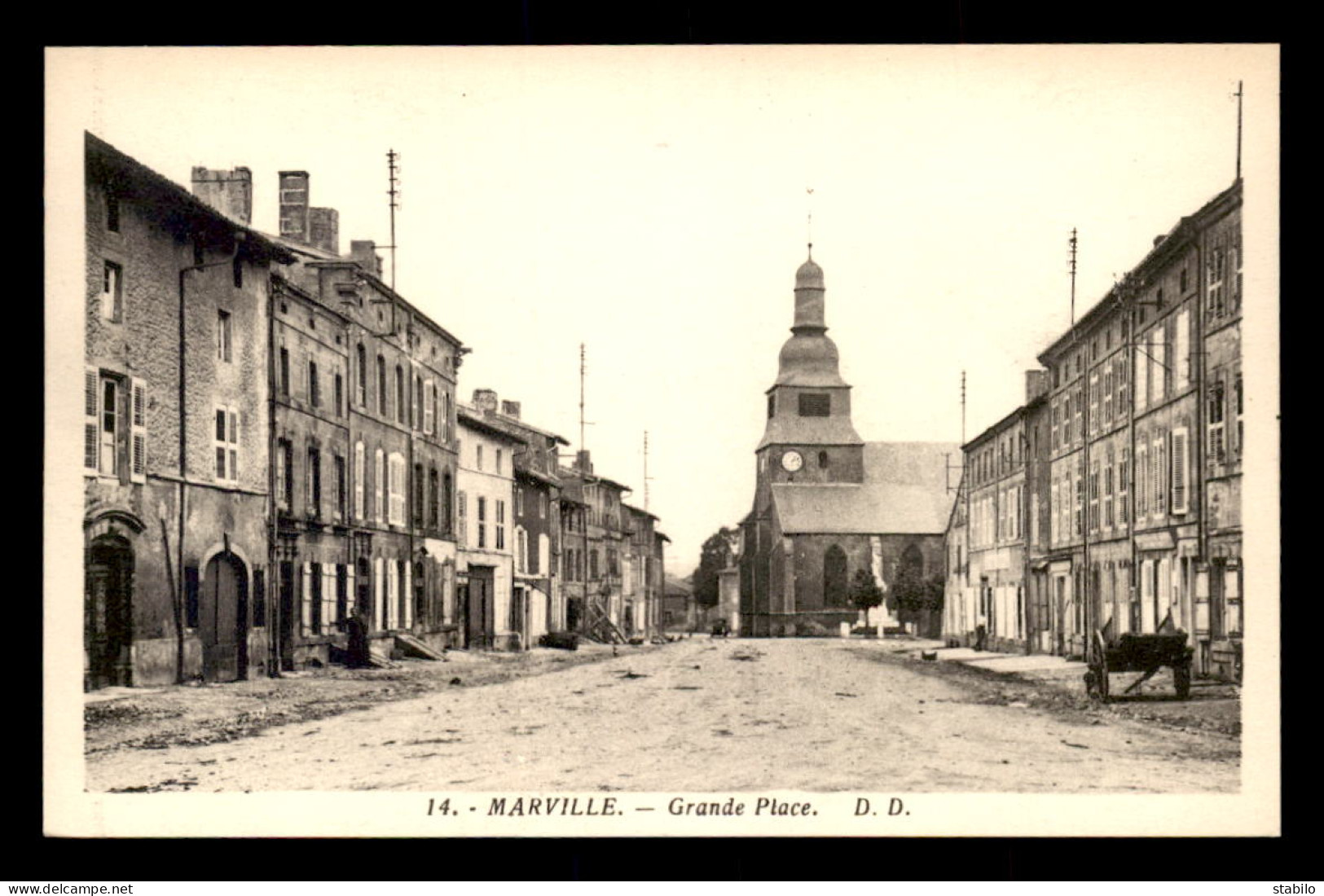 55 - MARVILLE - LA GRANDE PLACE - EDITEUR DELBOY - Sonstige & Ohne Zuordnung