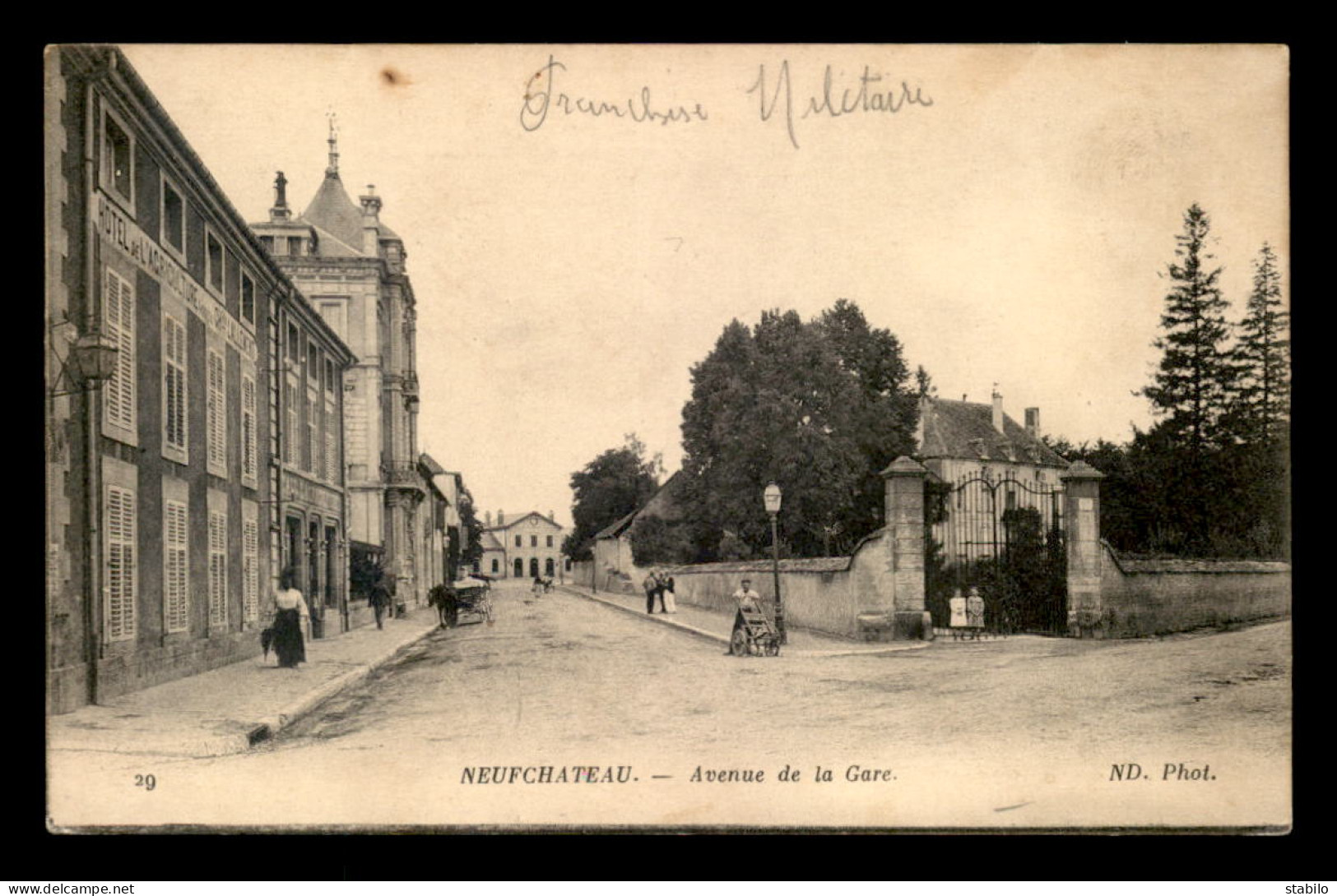 88 - NEUFCHATEAU - AVENUE DE LA GARE - Neufchateau