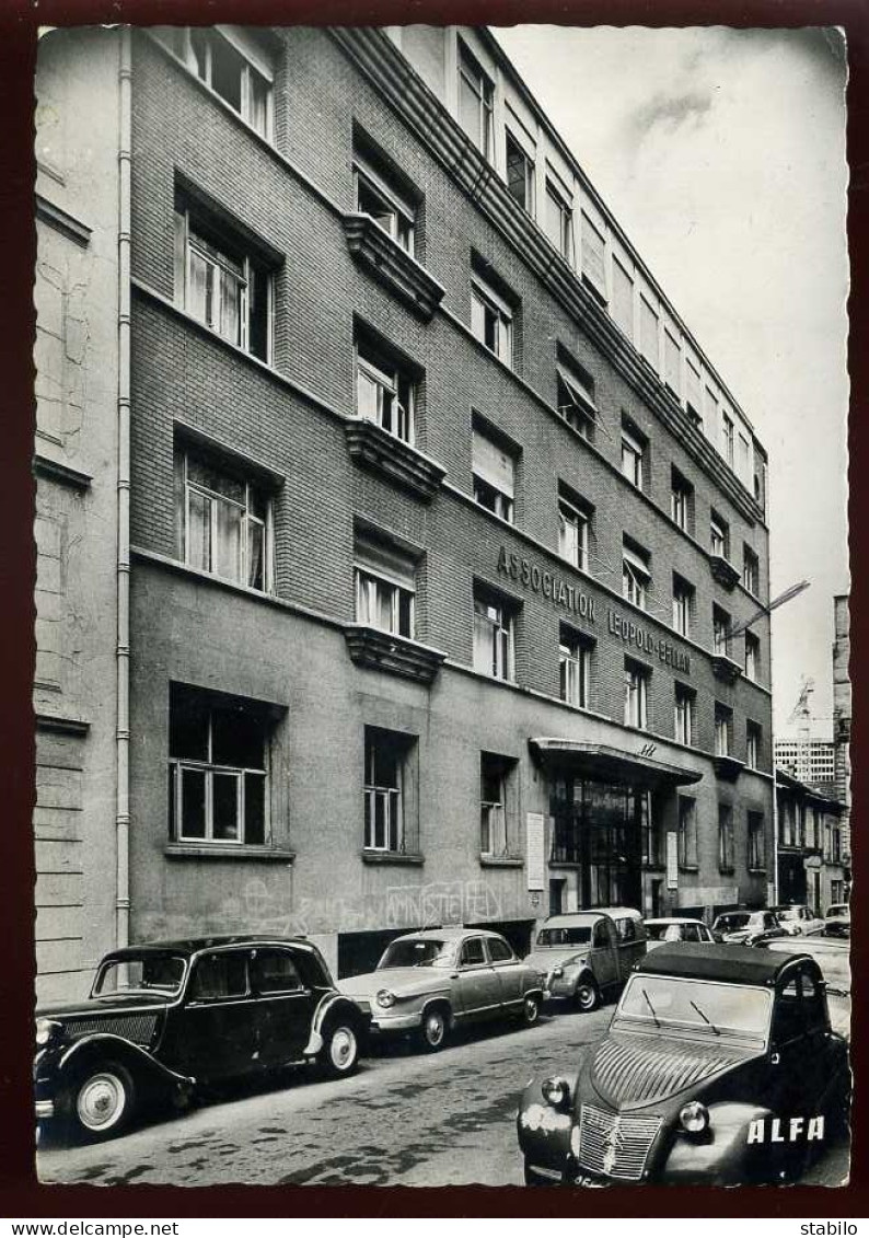 AUTOMOBILES - PANHARD - TRACTION - 2 CV - Voitures De Tourisme