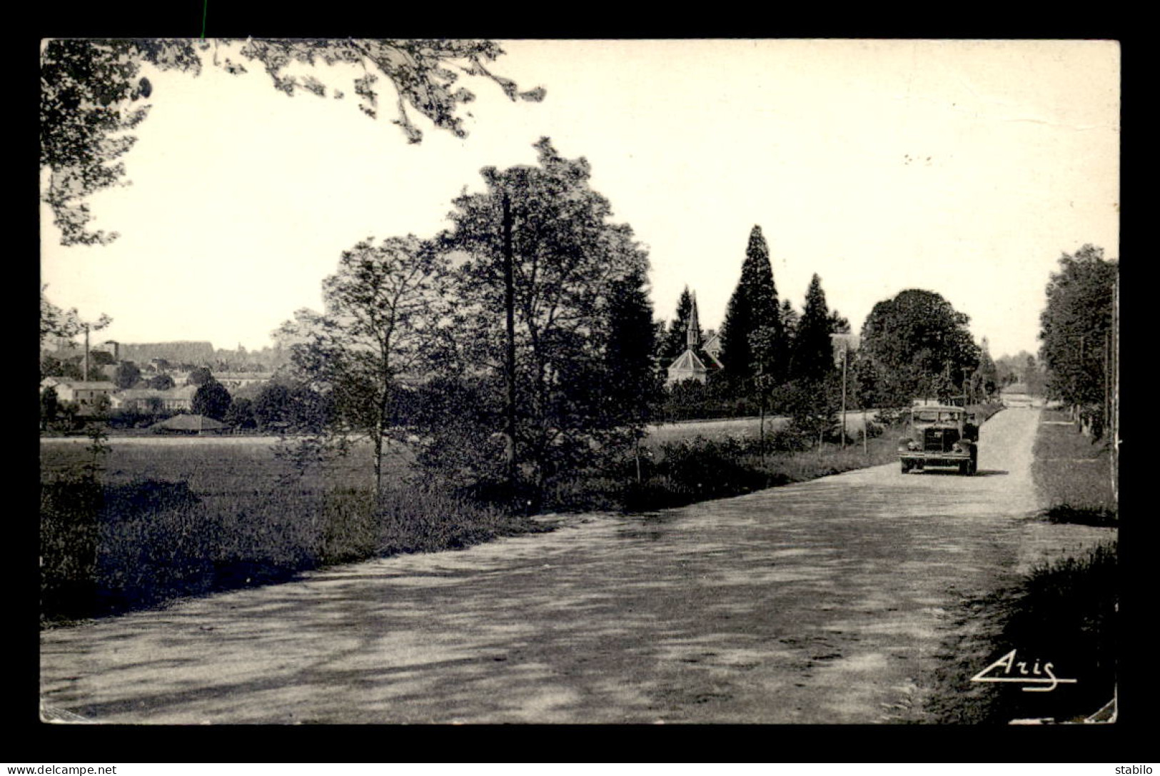 AUTOMOBILES - CAMION - PONT-DE-VAUX, ROUTE DE ST-TRIVIER - Camions & Poids Lourds