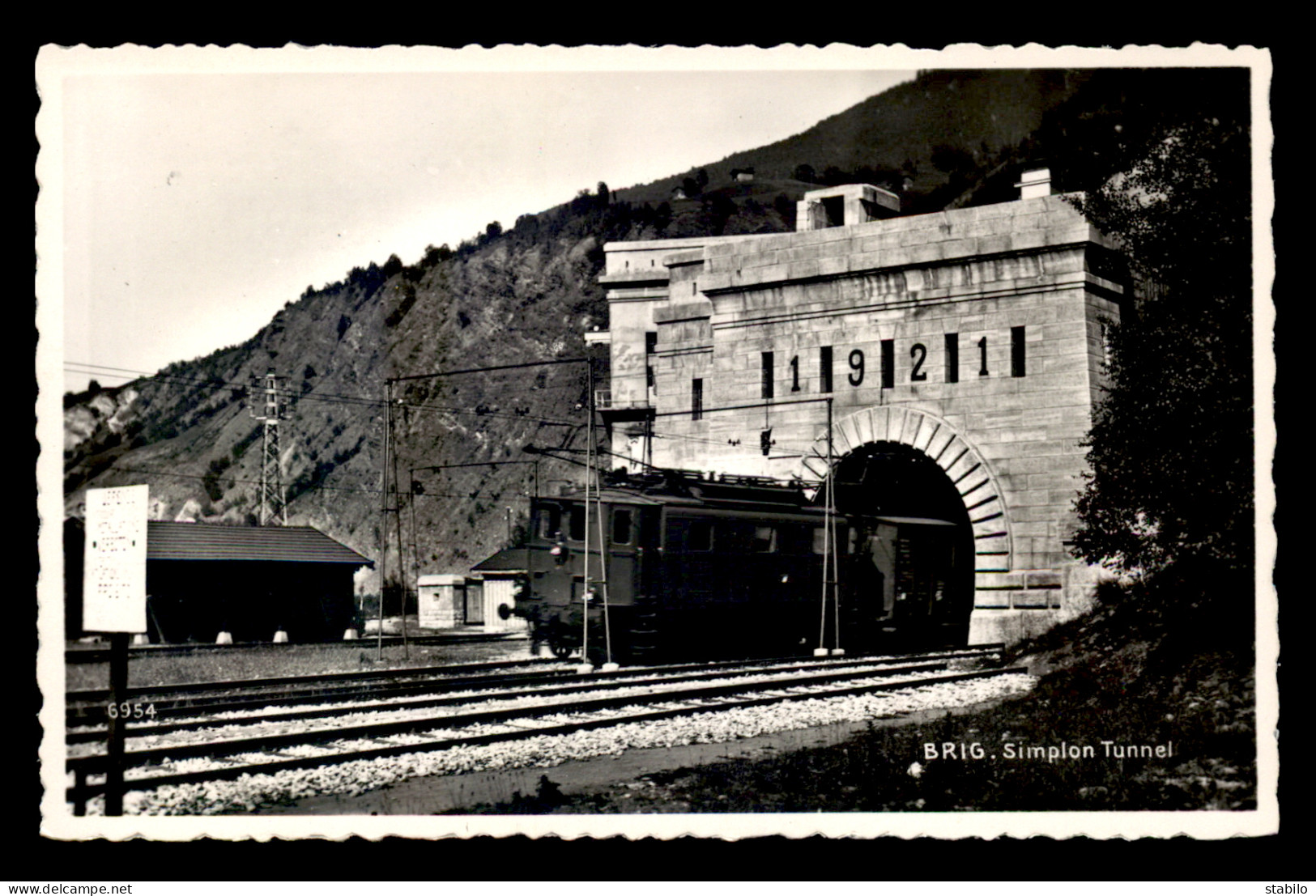 SUISSE - BRIG SIMPLON TUNNEL - TRAIN SUR LA LIGNE DE CHEMIN DEFER - Autres & Non Classés