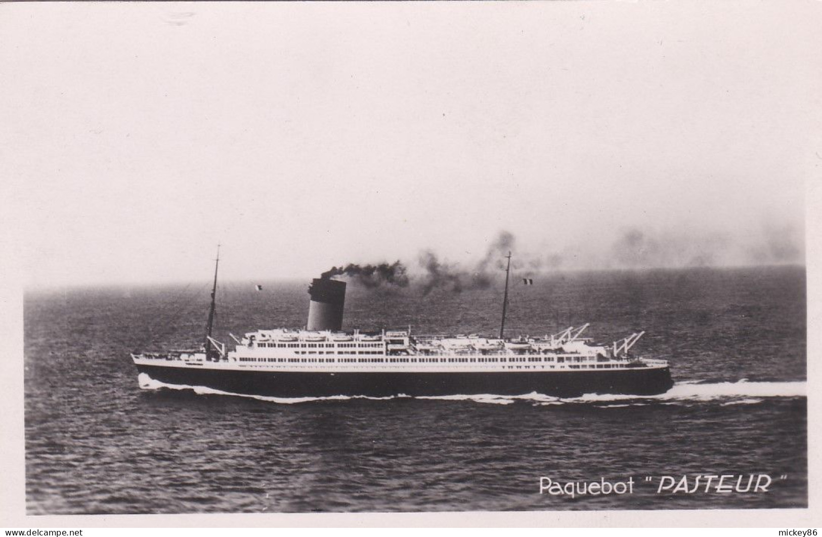 Bateau --Paquebot " PASTEUR " - Piroscafi