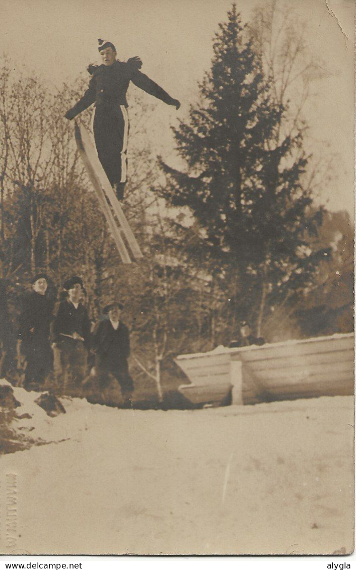 74 - CHAMONIX  SPORTS D'HIVER - Saut à Skis, D'un Norvégien - éd. WILLMANN - Chamonix-Mont-Blanc