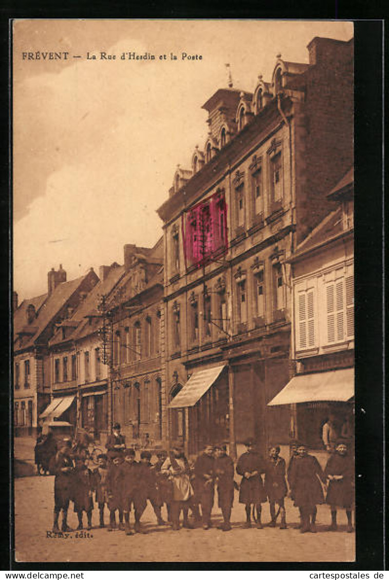 CPA Frévent, La Rue D`Hesdin Et La Poste  - Hesdin