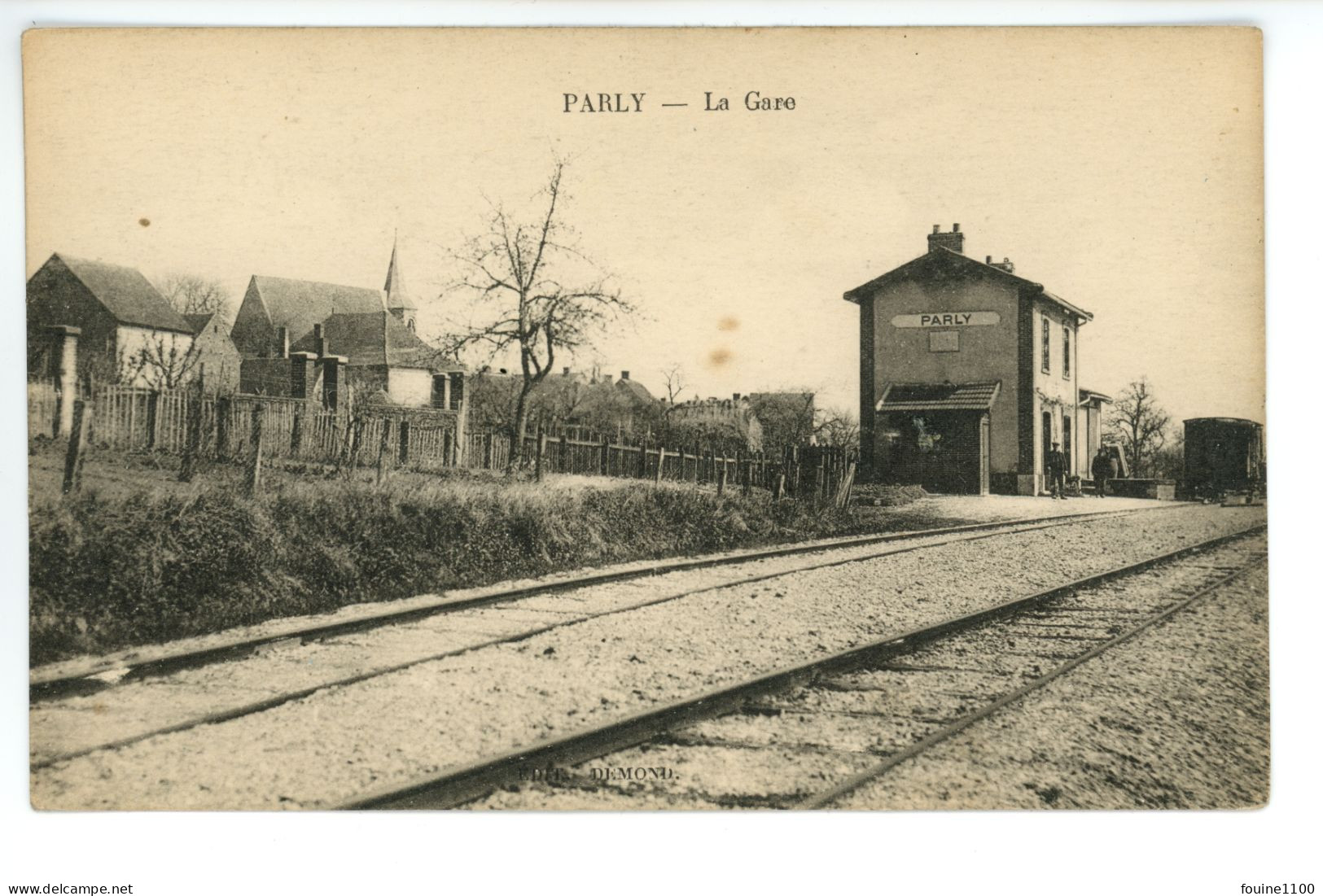 PARLY La Gare - Autres & Non Classés