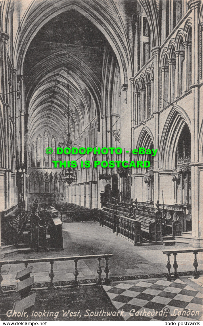 R495303 London. Southwark Cathedral. Choir Looking West. Valentines Series - Autres & Non Classés