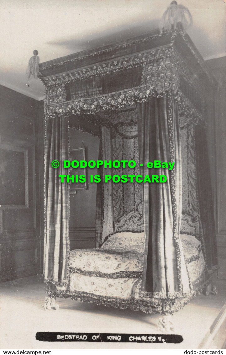 R495598 Bedstead Of King Charles II. Postcard - World