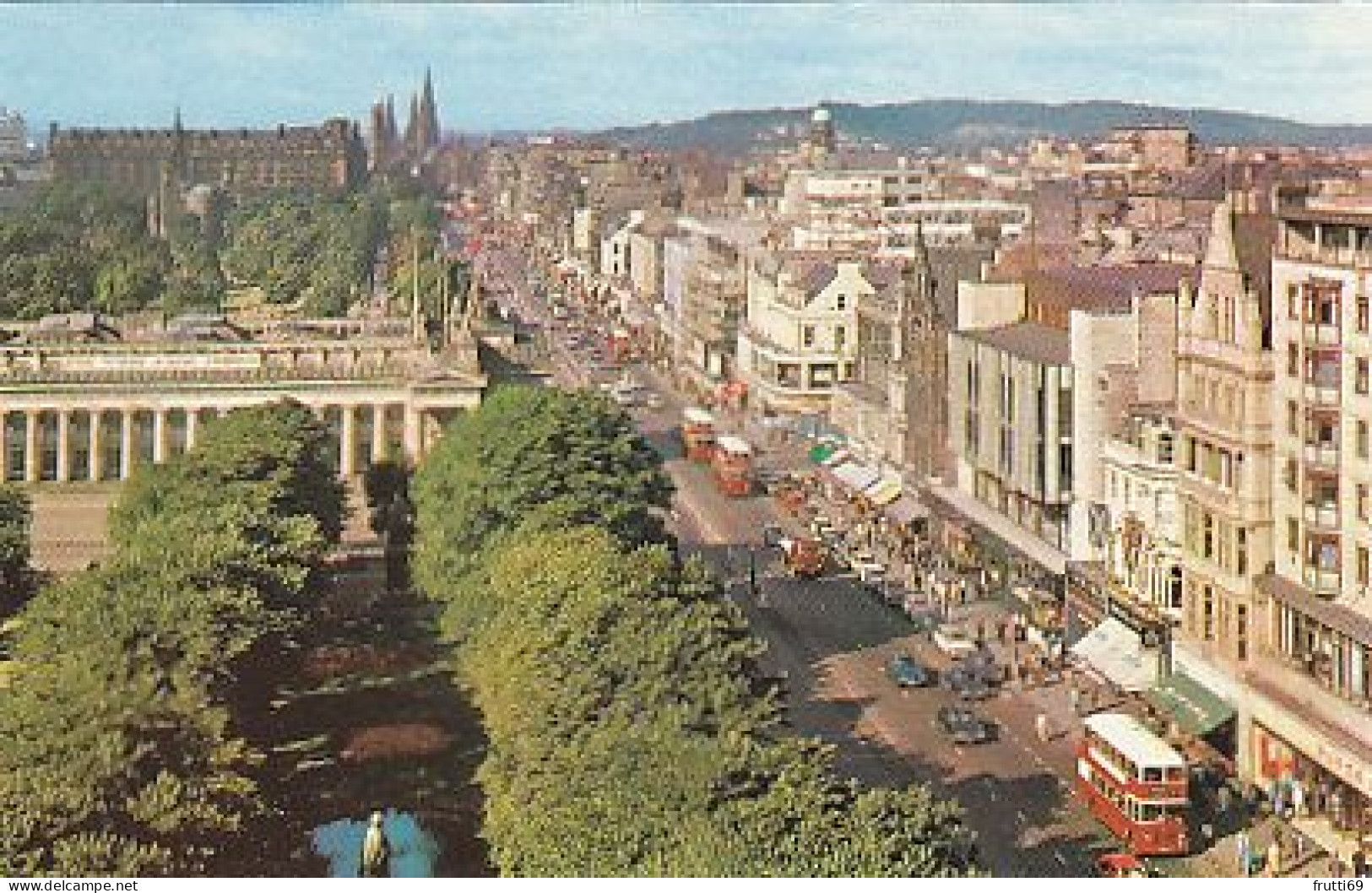 AK 214774 SCOTLAND - Edinburgh - Princess Street From The Scott Monument - Midlothian/ Edinburgh