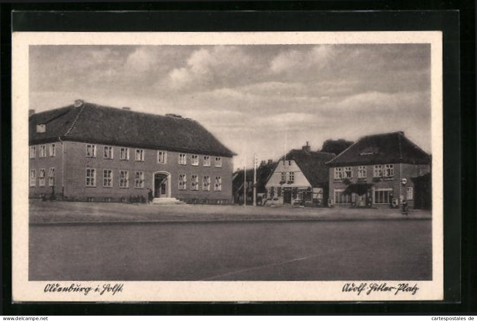 AK Oldenburg I. Holst., Auf Dem Adolf -  - Platz  - Oldenburg (Holstein)