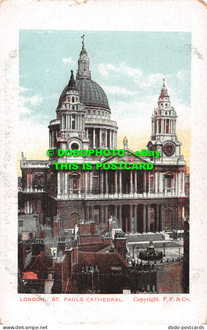 R495613 London. St. Paul Cathedral. Postcard - Autres & Non Classés