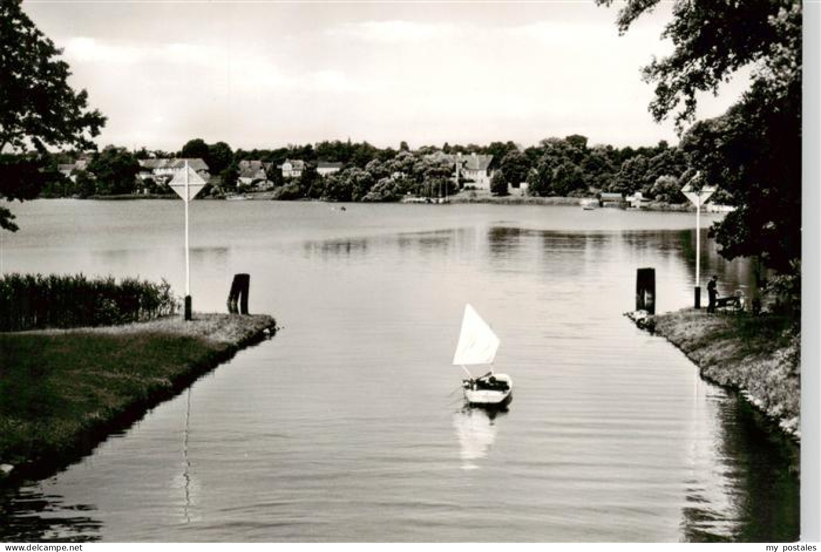 73892898 Flecken Zechlin Rheinsberg Einfahrt In Den Schwarzen See  - Zechlinerhütte