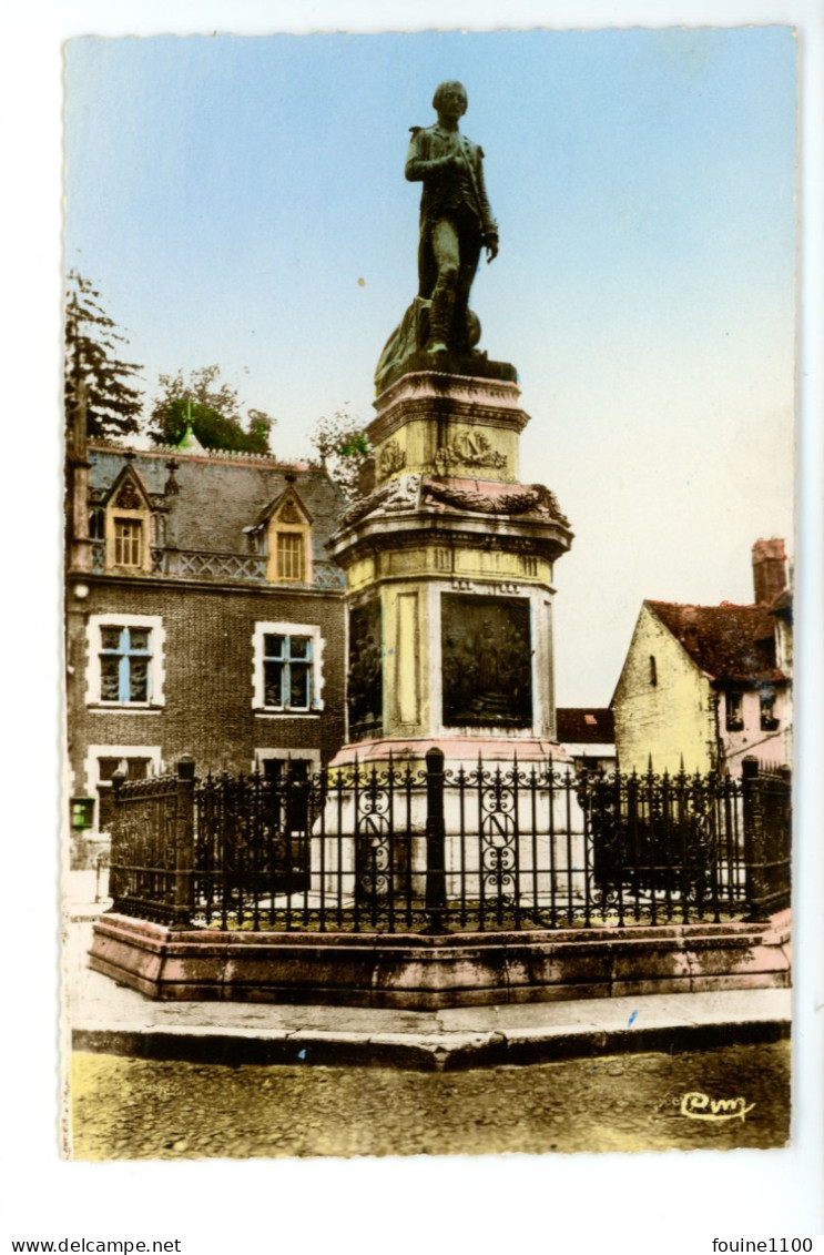 AUXONNE  Statue De Napoléon ( Format 9 X 14 Cm ) - Auxonne