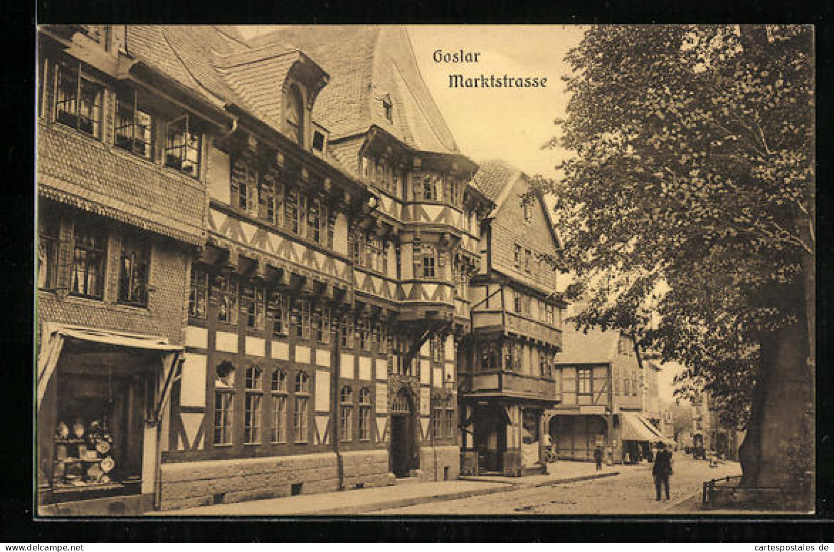 AK Goslar, Marktstrasse Mit Fachwerkhäusern  - Goslar