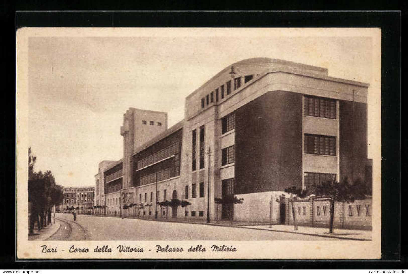Cartolina Bari, Corso Della Vittoria, Palazzo Della Milizia  - Bari