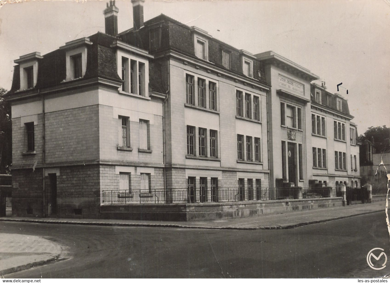 60  COMPIEGNE LE LYCEE DE JEUNES FILLES - Compiegne