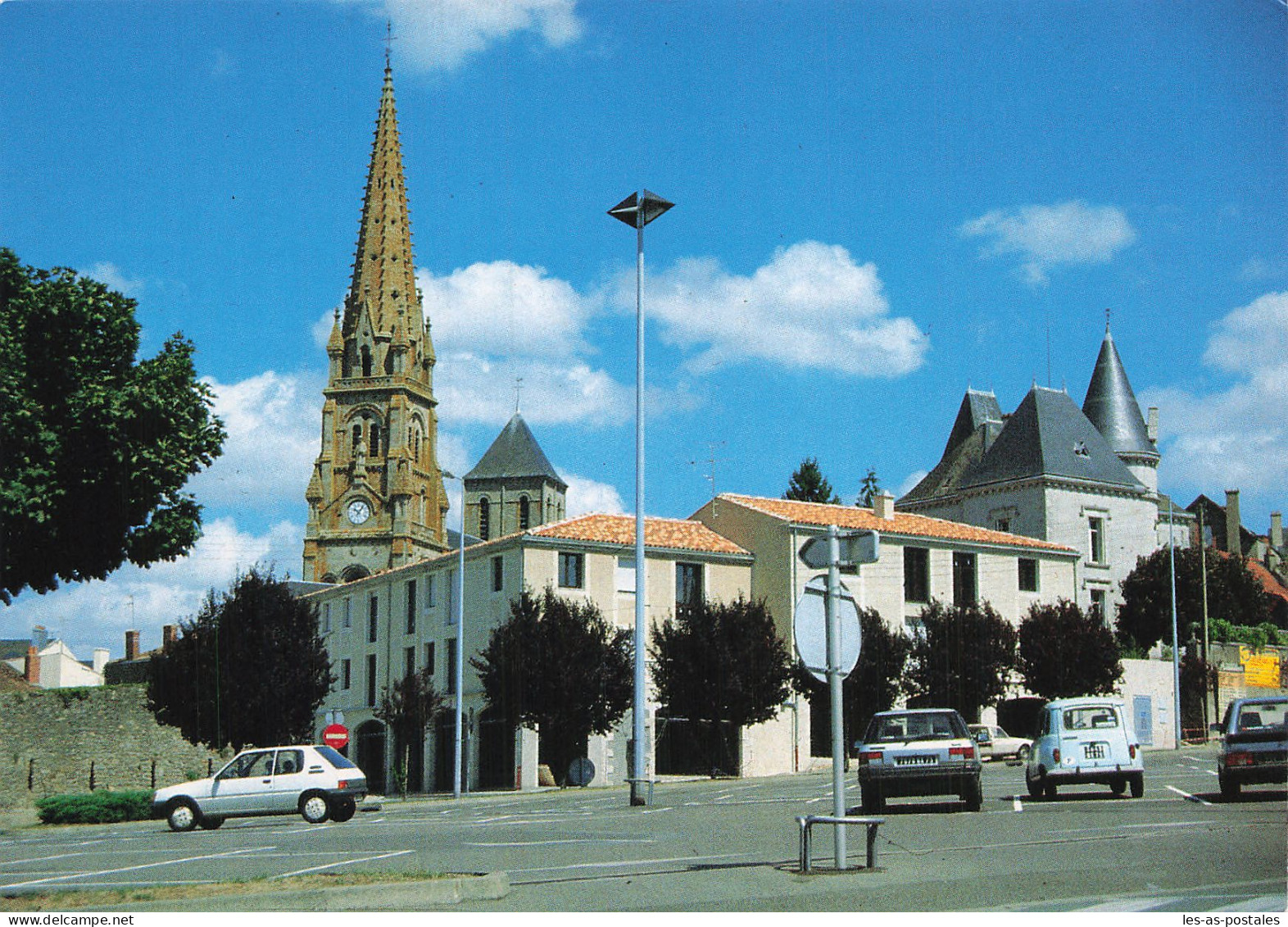 79  PARTHENAY EGLISE SAINT LAURENT - Parthenay