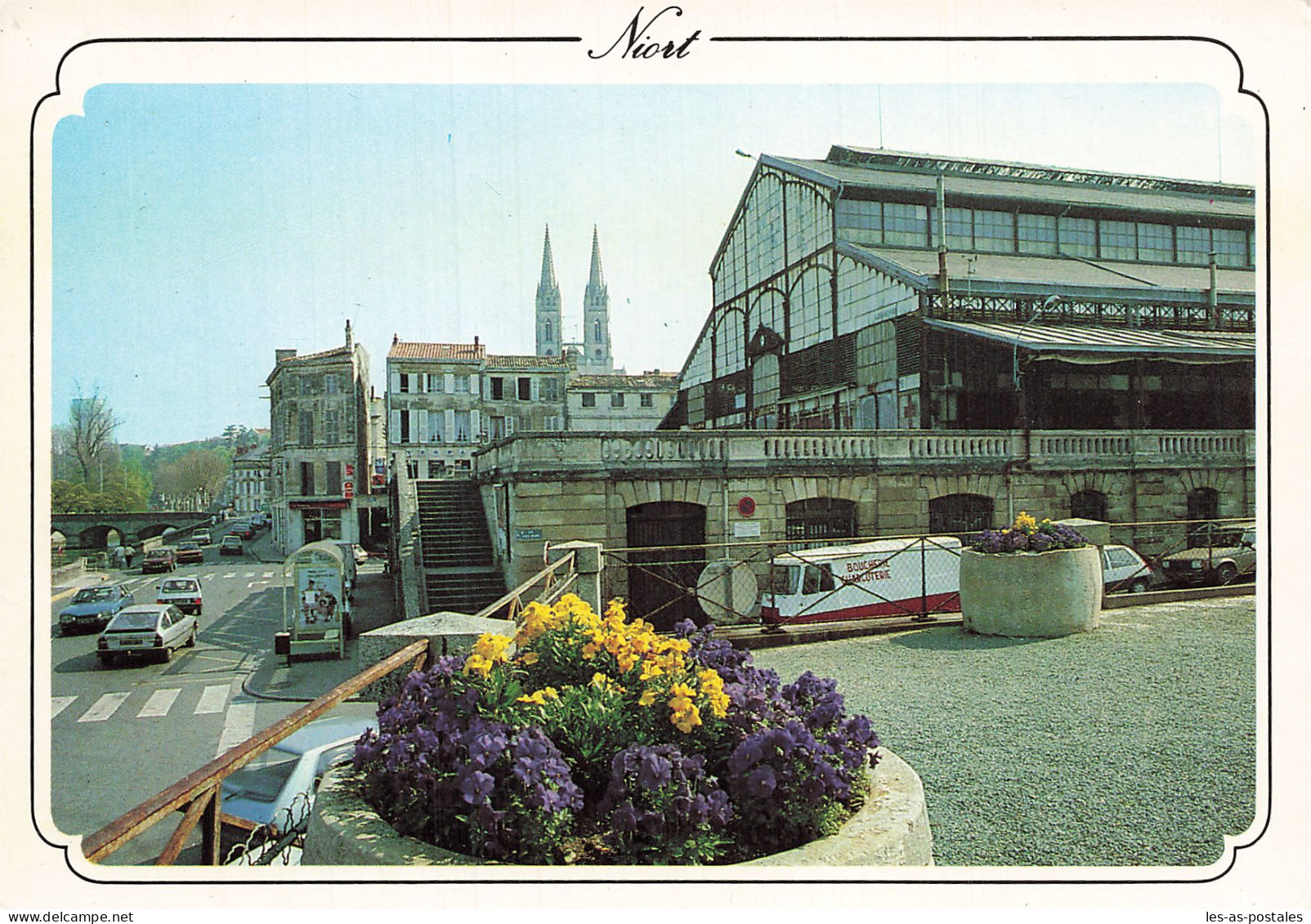 79  NIORT HALLE ET EGLISE SAINT ANDRE - Niort