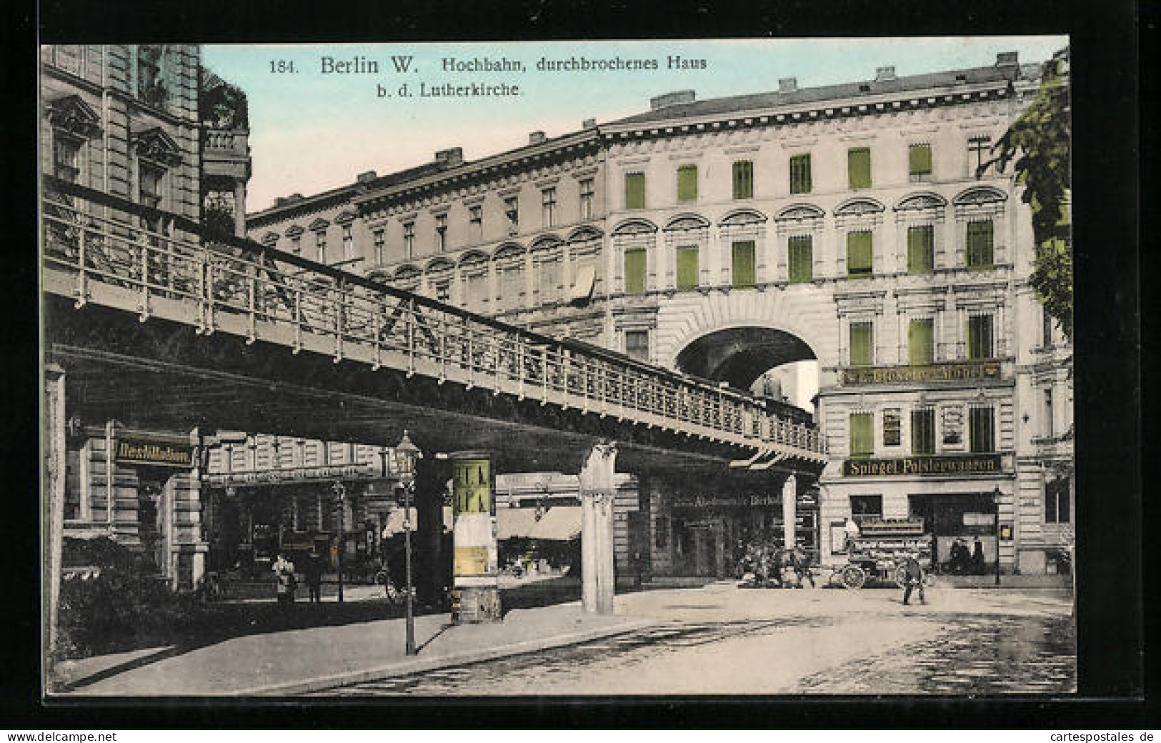 AK Berlin, Hochbahn, Durchbrochenes Haus B. D. Lutherkirche  - Metro