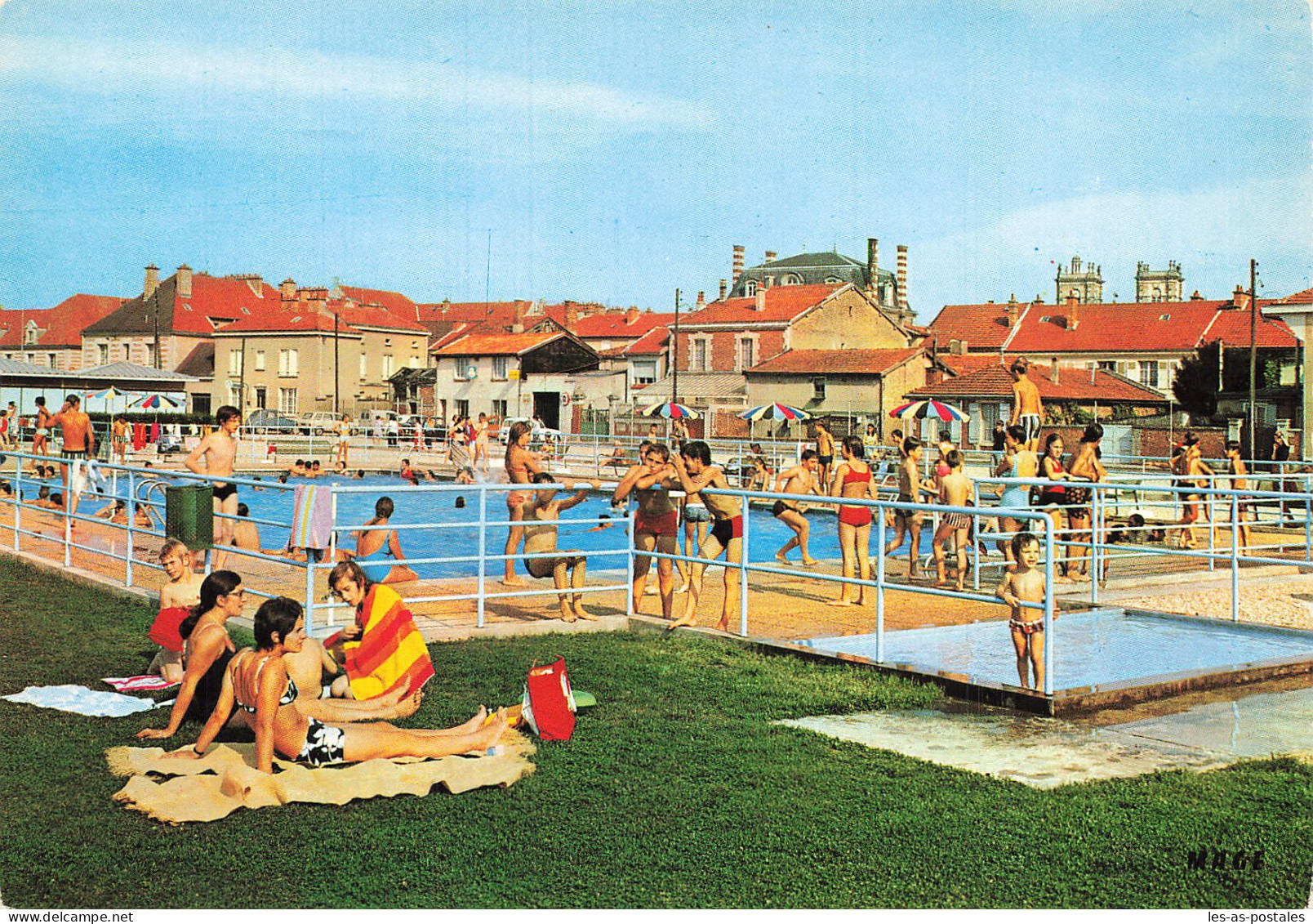 51 VITRY LE FRANCOIS LA PISCINE - Vitry-le-François