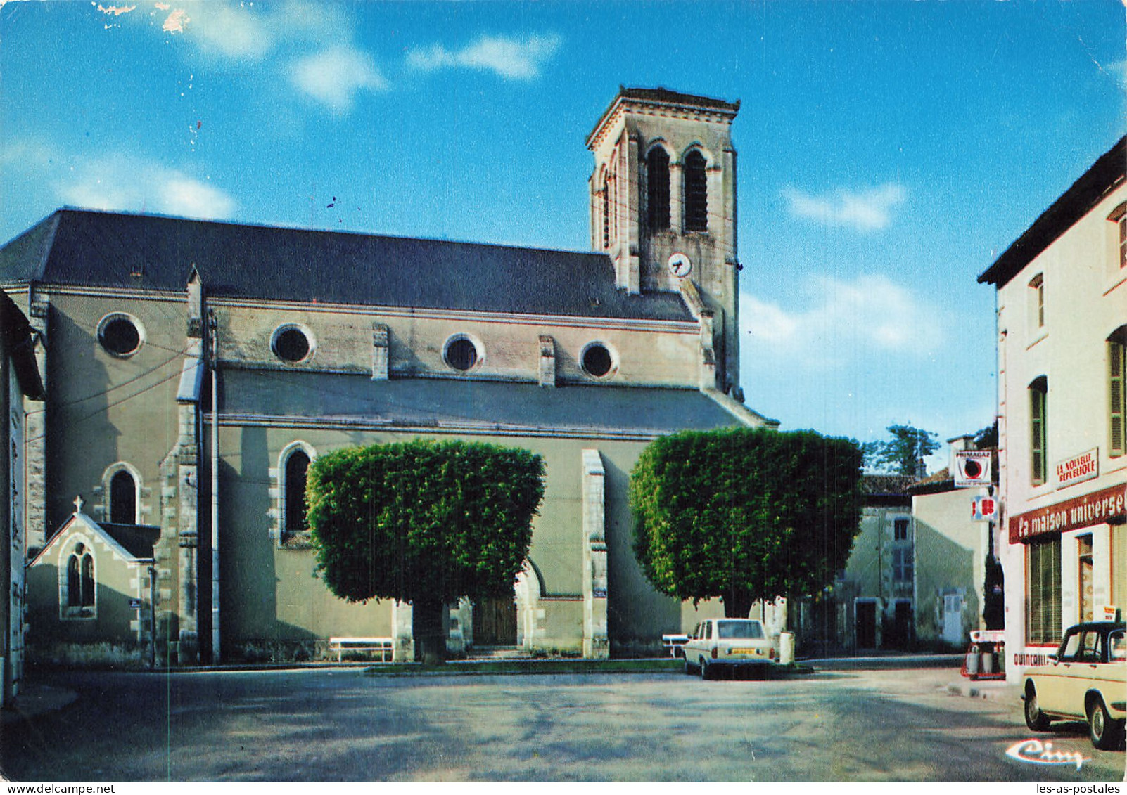 86 VOUILLE LA BATAILLE L EGLISE SAINTE RADEGONDE - Vouille