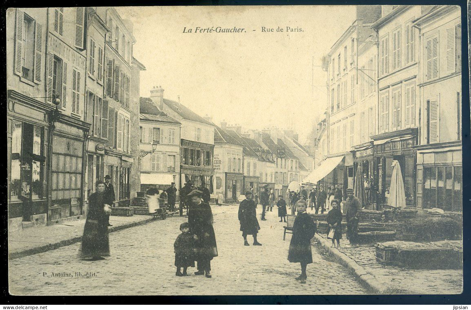 Cpa Du  77 La Ferté Gaucher -- Rue De Paris   STEP161 - La Ferte Gaucher