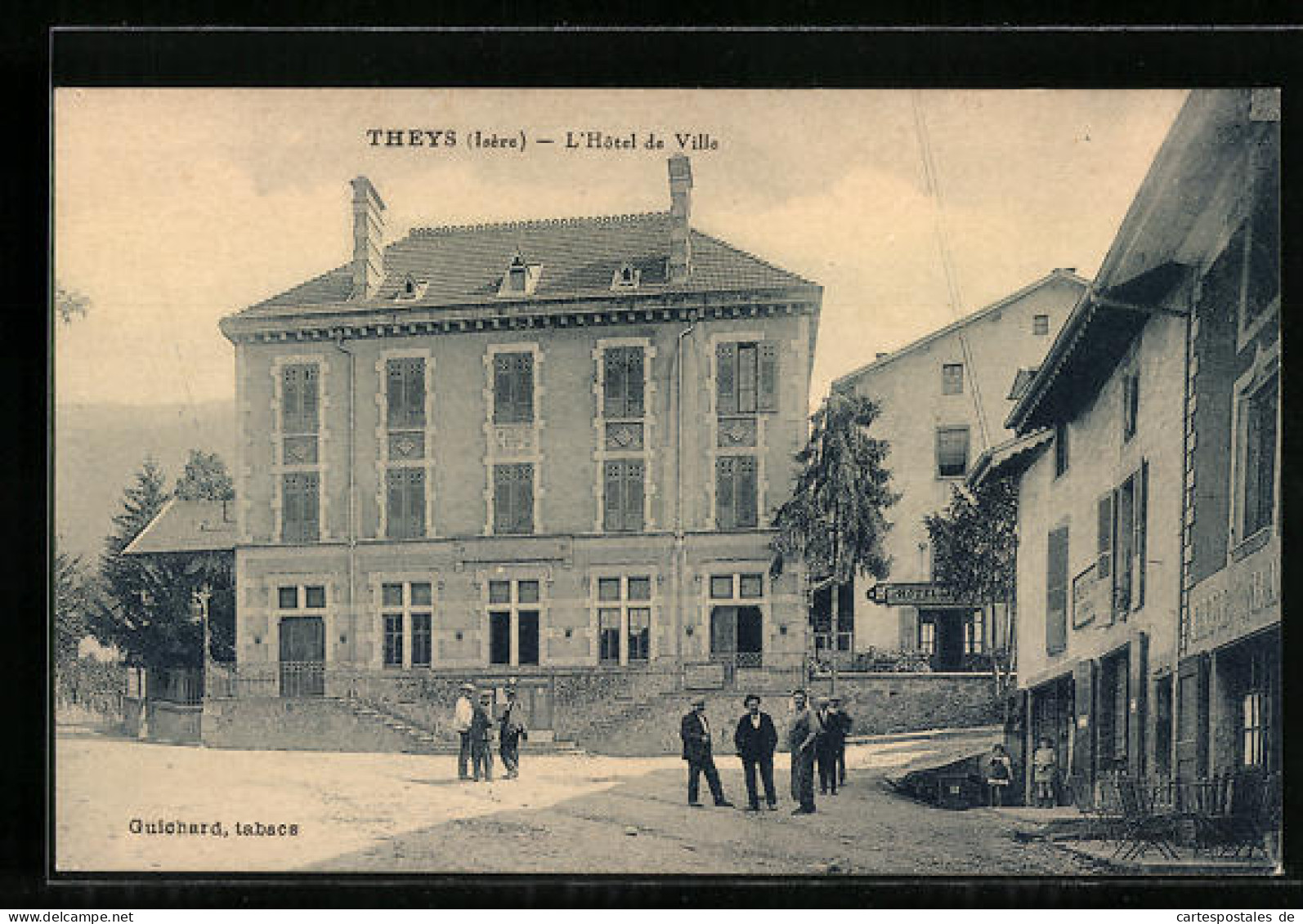 CPA Theys, L`Hôtel De Ville  - Theys