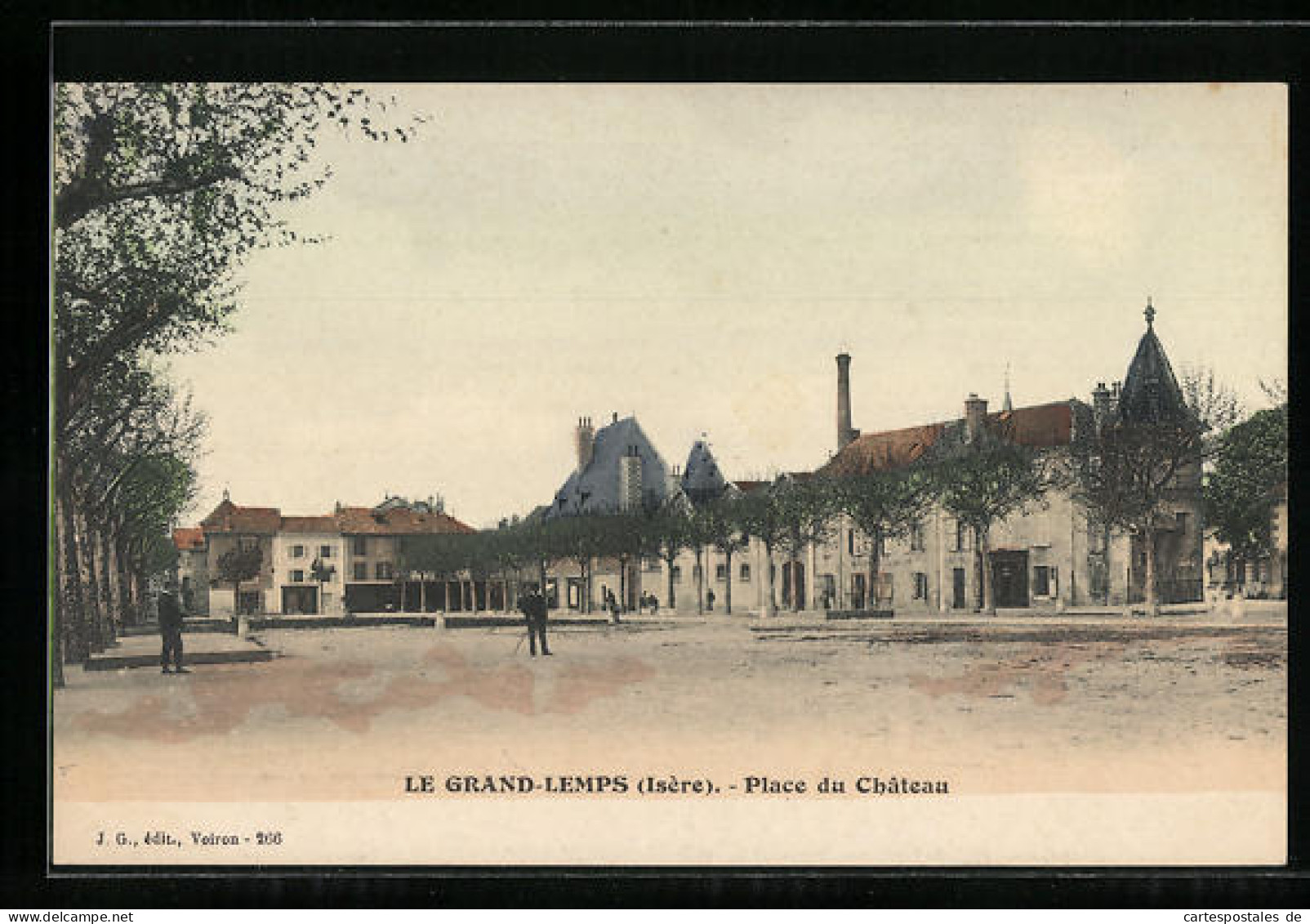 CPA Le Grand-Lemps, Place Du Château  - Other & Unclassified