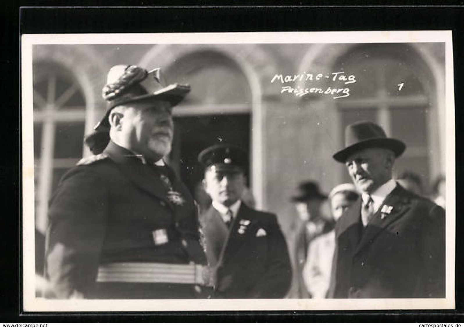 Foto-AK Peissenberg, Marine Offizier In Uniform Mit Orden Und Zweispitz Zum Marine-Tag  - Other & Unclassified