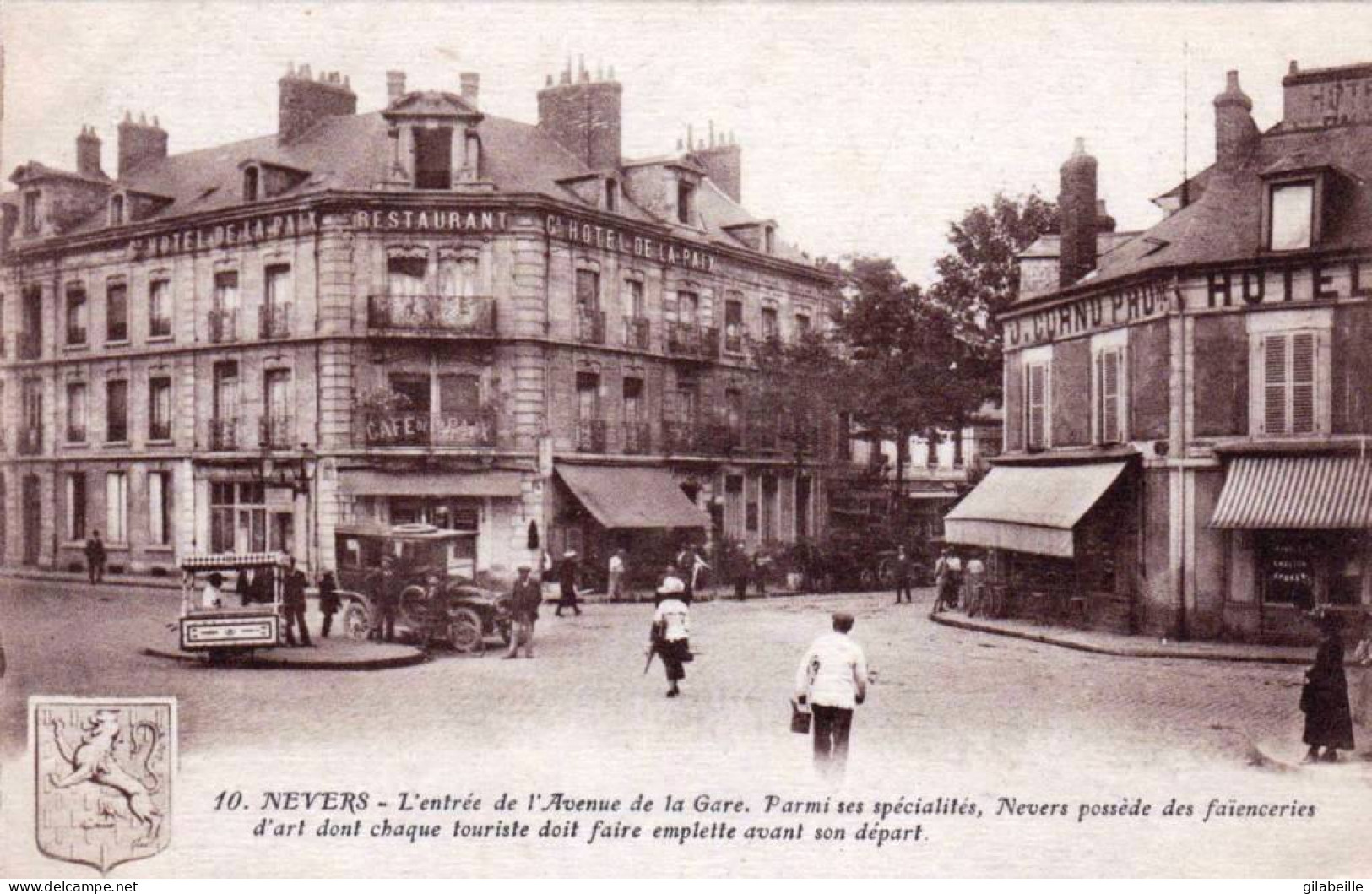58 - Nievre -  NEVERS  - L'entrée De L'avenue De La Gare - Nevers