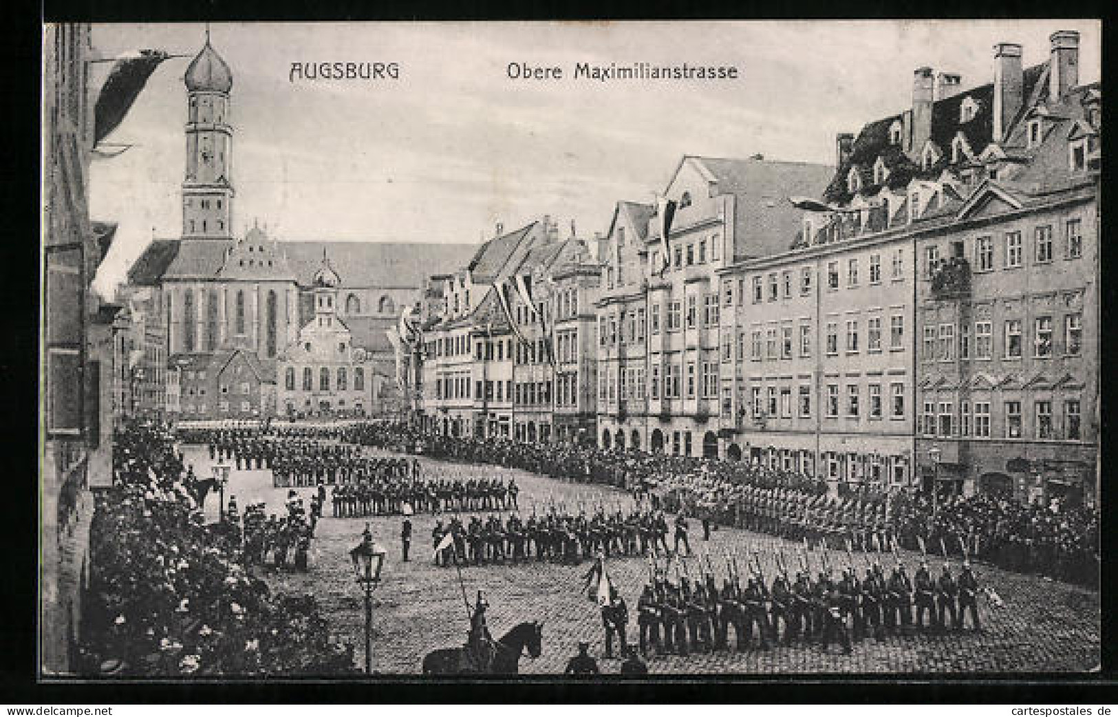 AK Augsburg, Obere Maximilianstrasse Mit Soldaten Aufzug  - Augsburg